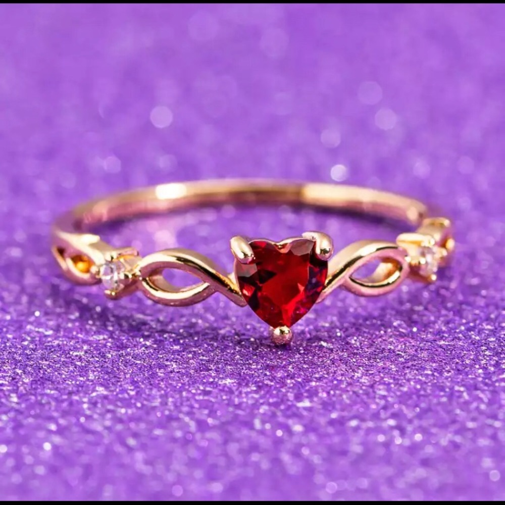 Heart ring - Picture 3 of 4